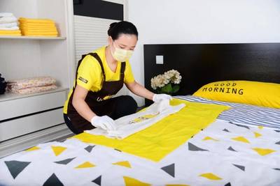 厦门家政服务迈入透明时代 一键查验近4万人员信息，月嫂服务更安心